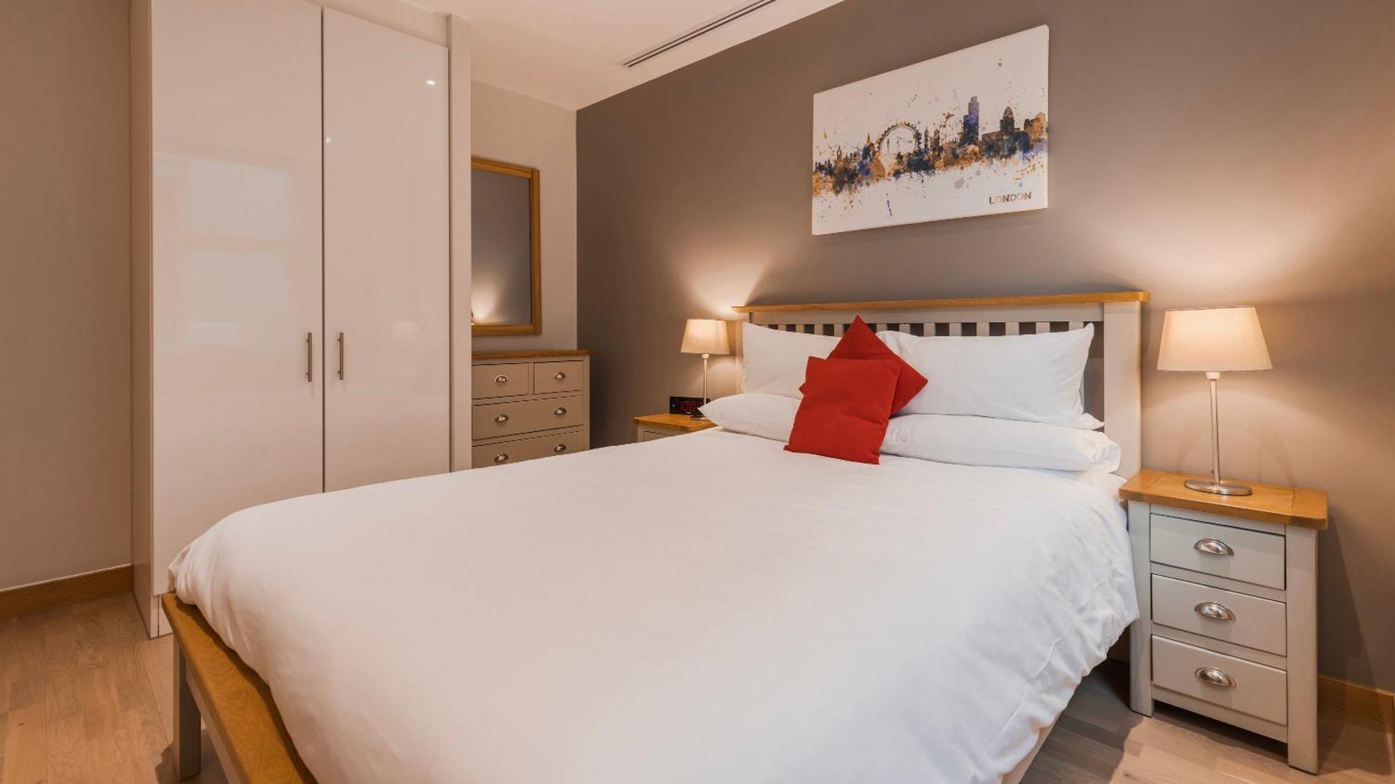 Barbican Serviced Apartments By Lovelystay Londres Extérieur photo